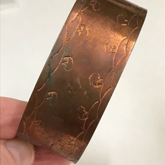 VTG Copper Cuff - Picture 3 of 7